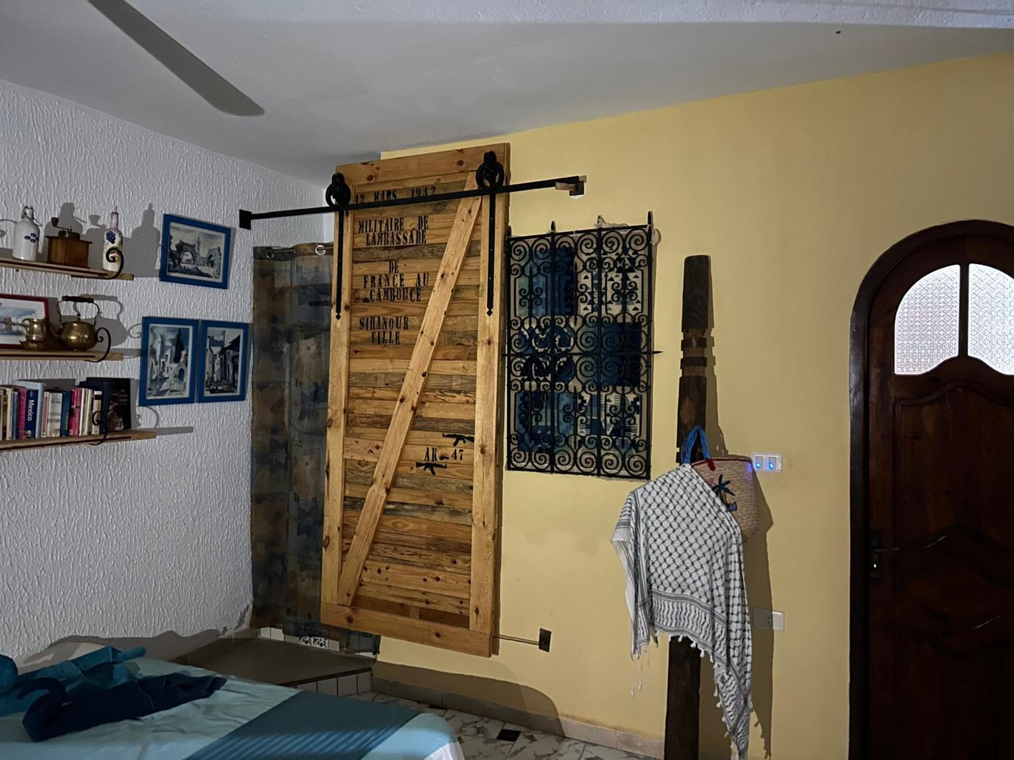 ホテル L'Artisan Harqalah エクステリア 写真